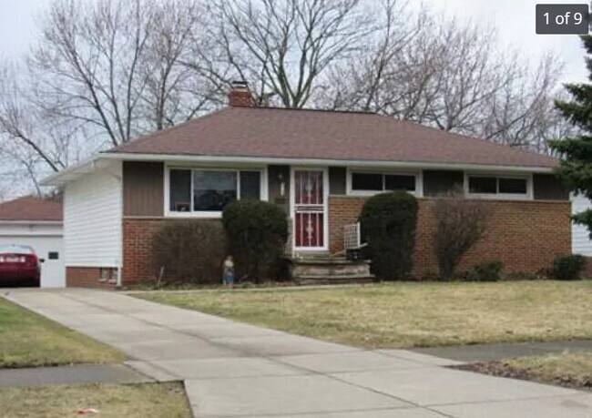 Building Photo - 513 Westview Rd