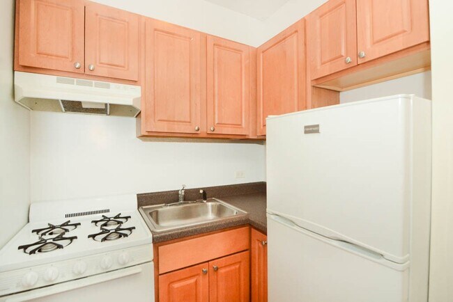 Foto del edificio - 1742 N Humboldt Blvd