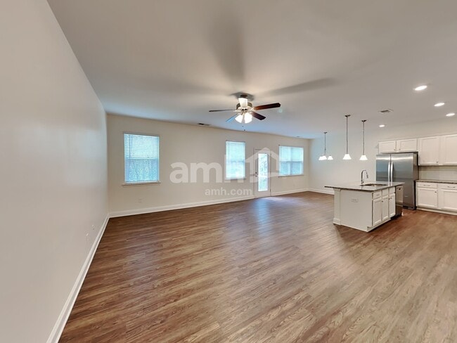 Building Photo - 138 Cobblestone Dr