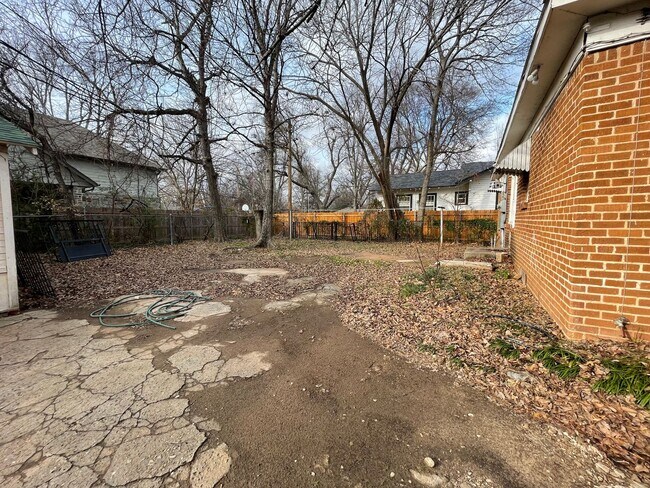 Foto del edificio - Cozy 1 bed 1 Bath Close to OU Campus