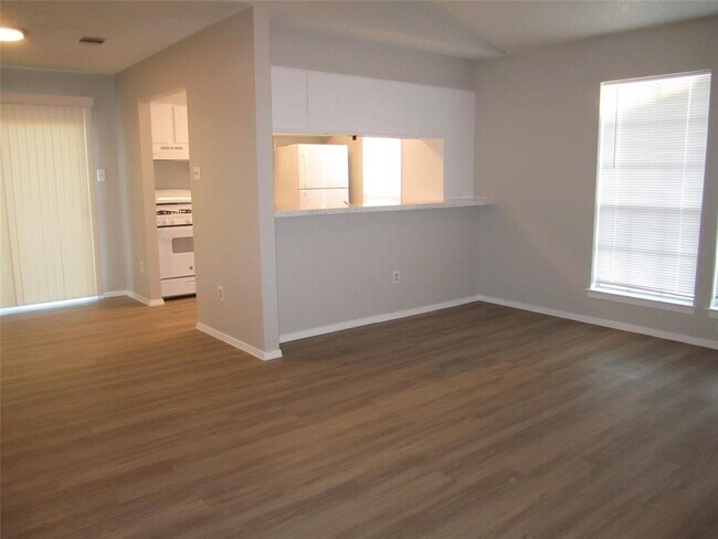 Building Photo - 1800 Prairie Knoll Ct
