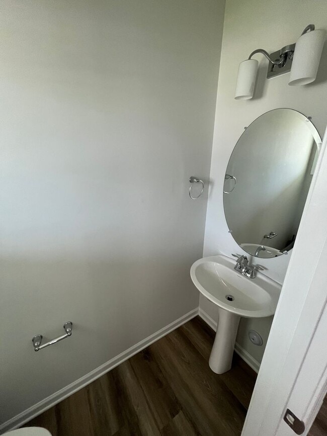 Foto del edificio - Charming 3 Bedroom Home Located In Zebulon NC!!!
