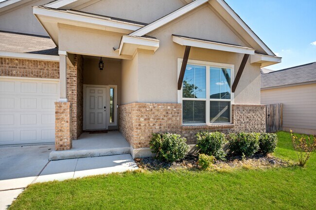 Building Photo - 229 Stag Way