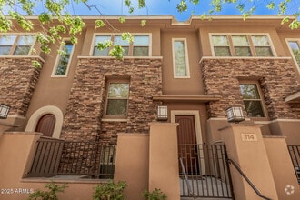Building Photo - 5550 N 16th St