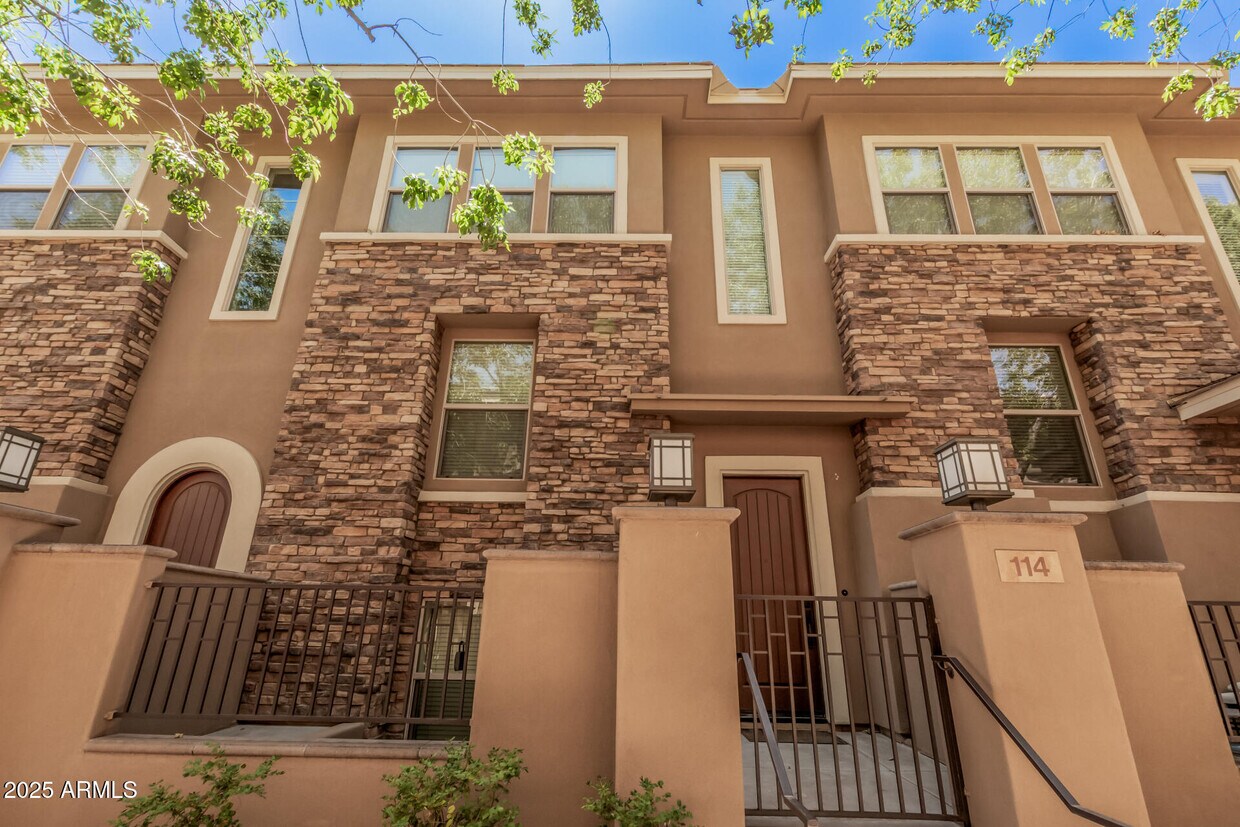 Foto principal - 5550 N 16th St