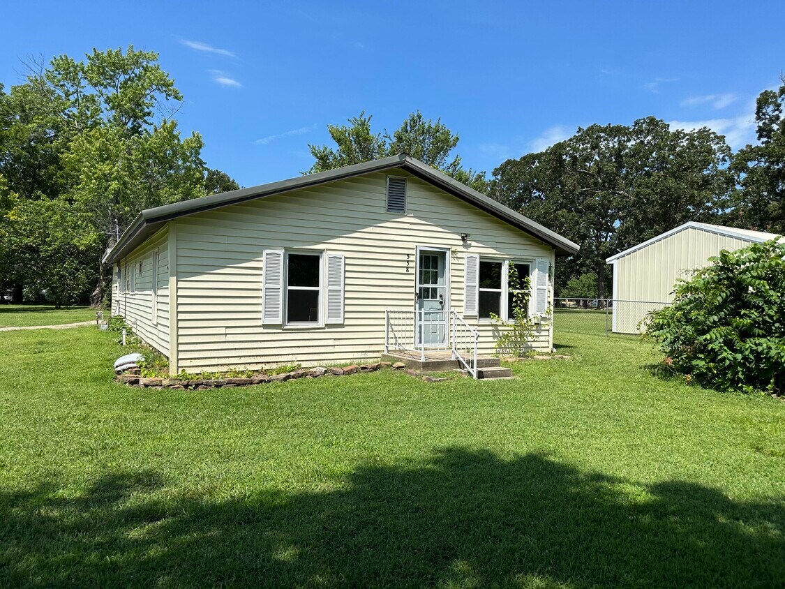 558 Williams Rd, Granby, MO 64844 House Rental in Granby, MO