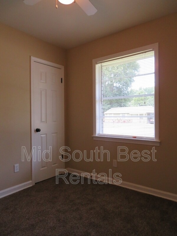 Foto del edificio - 605 Leavert Ave