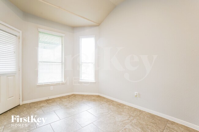 Foto del edificio - 22559 Stillwater Valley Ln