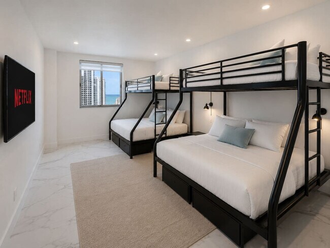 Foto del edificio - 19370 Collins Ave