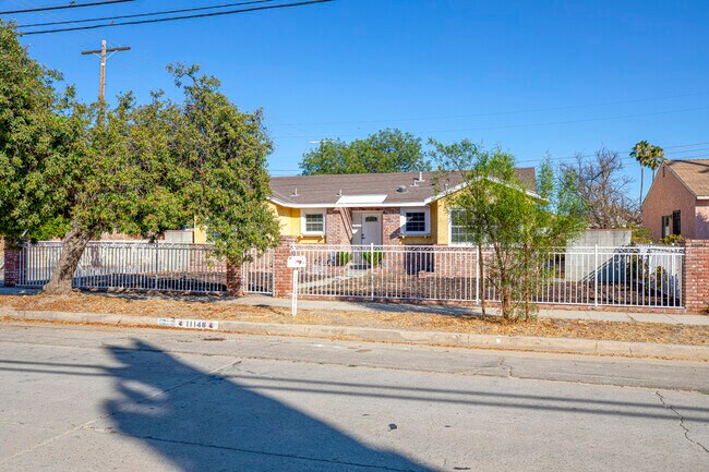 Building Photo - 11148 Sheldon St