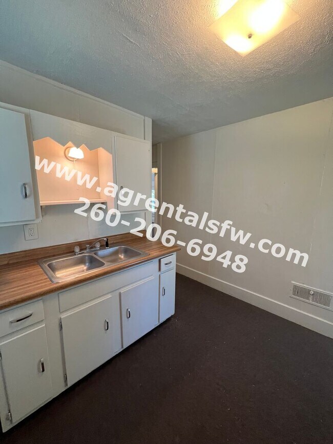 Foto del edificio - 340 W 11th St