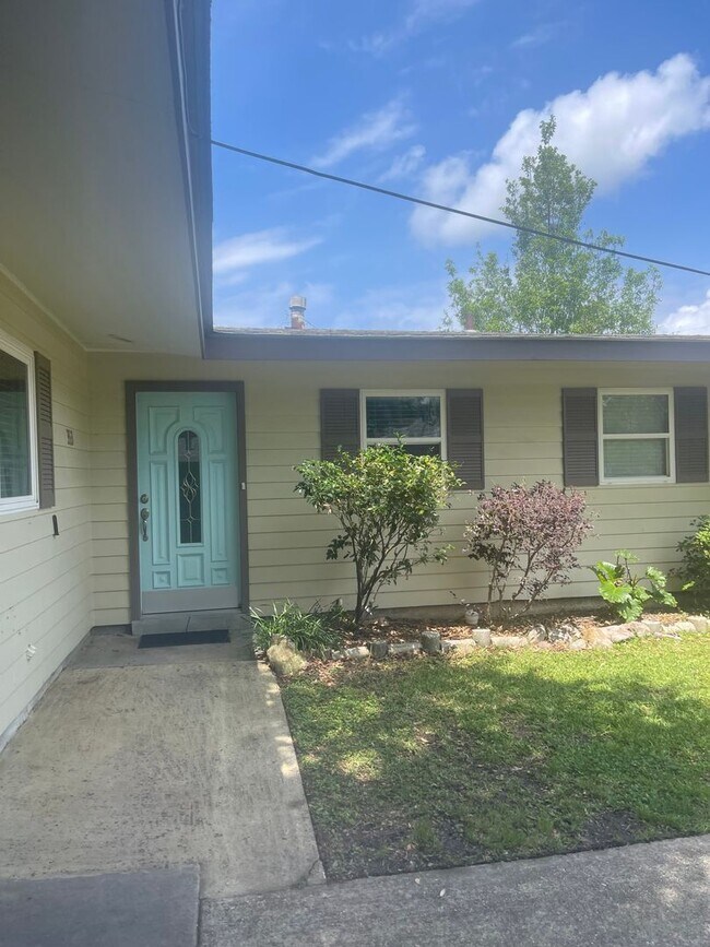 353 Cumberland Dr, Slidell, LA 70458 House Rental in Slidell, LA