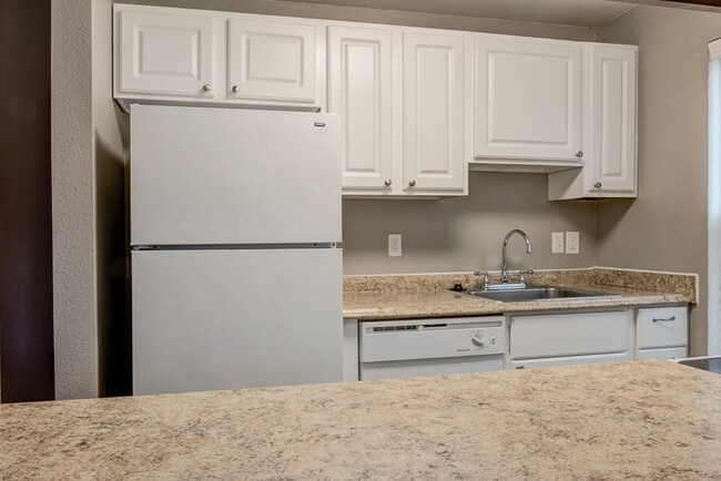 Building Photo - Pacifica Apartments