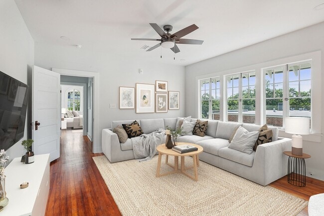 Foto del edificio - Newly Renovated 1BD/1BA Apartments in Historic Fontainebleau Neighborhood