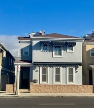 Building Photo - 206 E Balboa Blvd