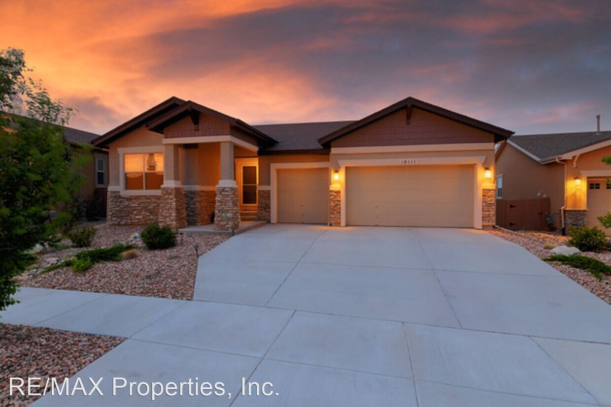Primary Photo - 4 br, 3 bath House - 10111 Coyote Song Ter.