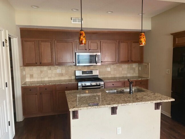 Kitchen - 3217 Yankee Tank Ln