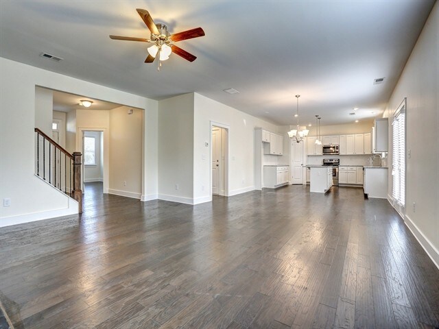 Building Photo - 103 Haeven Trail