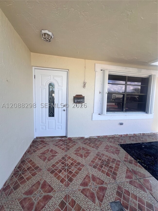 Building Photo - 1615 SW 137th Pl