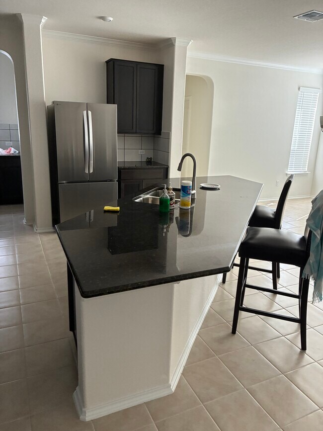 Foto del edificio - 3606 Fisciano Ln