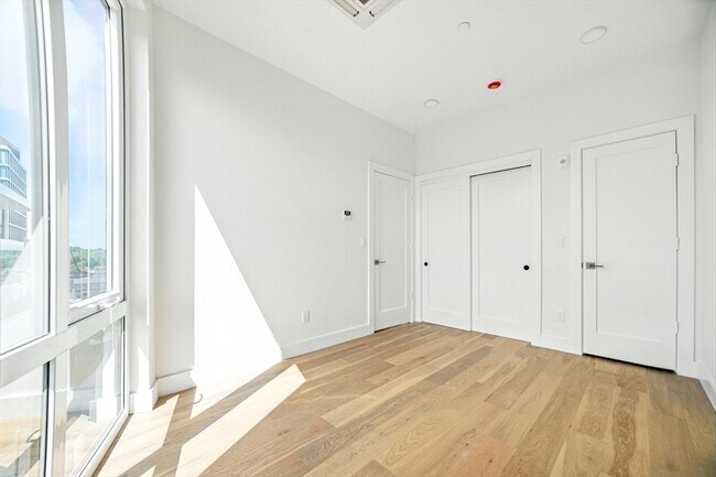 Foto del edificio - 38 Hichborn St