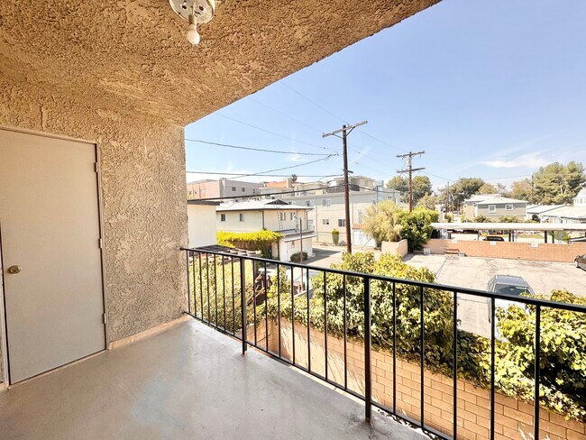 Foto del edificio - 11941 Weddington St