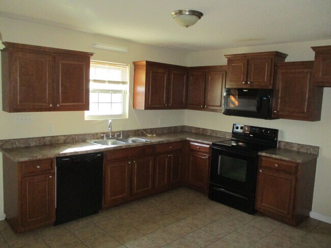 Foto del edificio - 222 Glade Ln