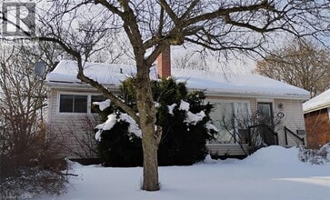 Building Photo - 12 Glenmorris Dr