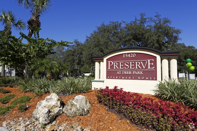 Building Photo - Livingston, The