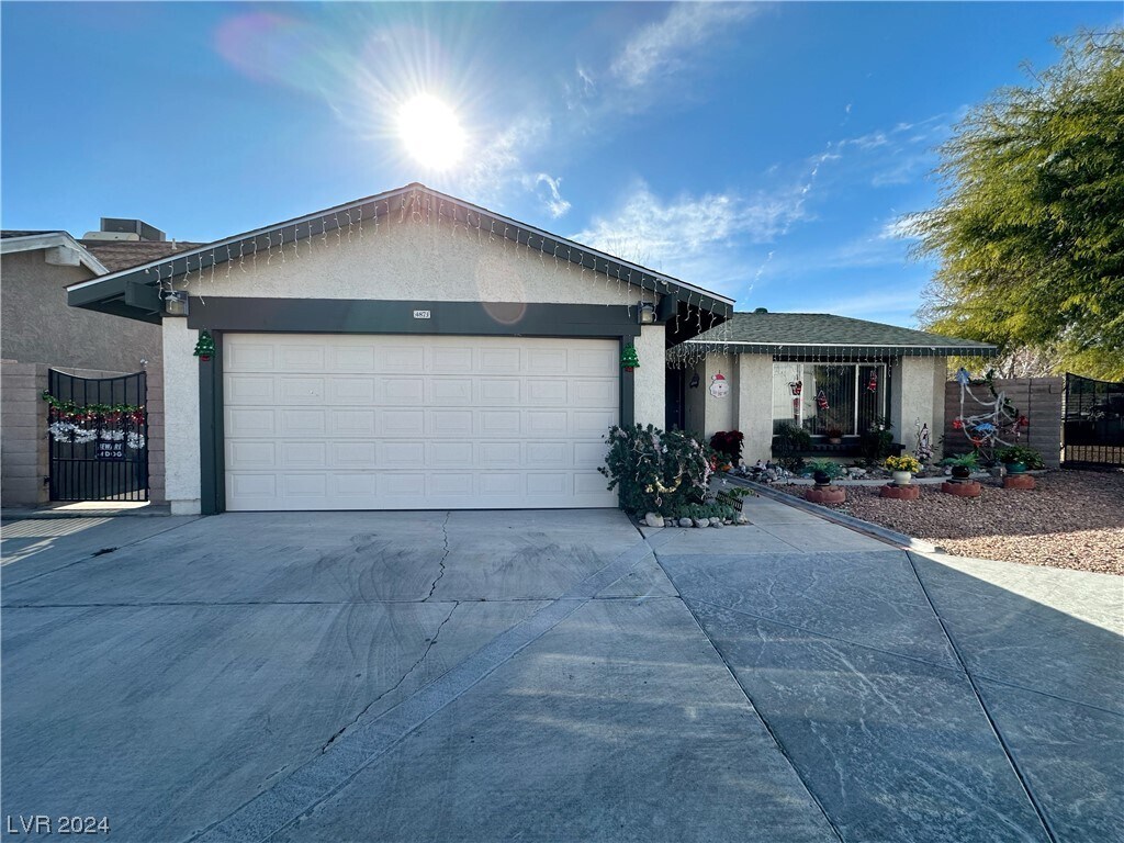 Foto principal - 4873 Castle Rock Ct