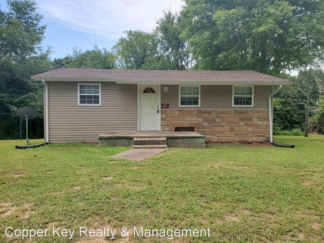 Foto principal - 2 br, 1 bath House - 864 Southside Road