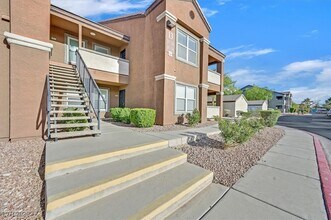 Building Photo - 555 E Silverado Ranch Blvd