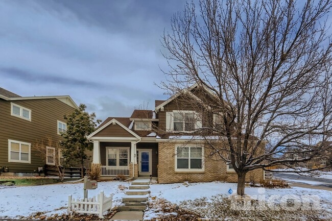 Foto del edificio - 4565 Larksong Dr