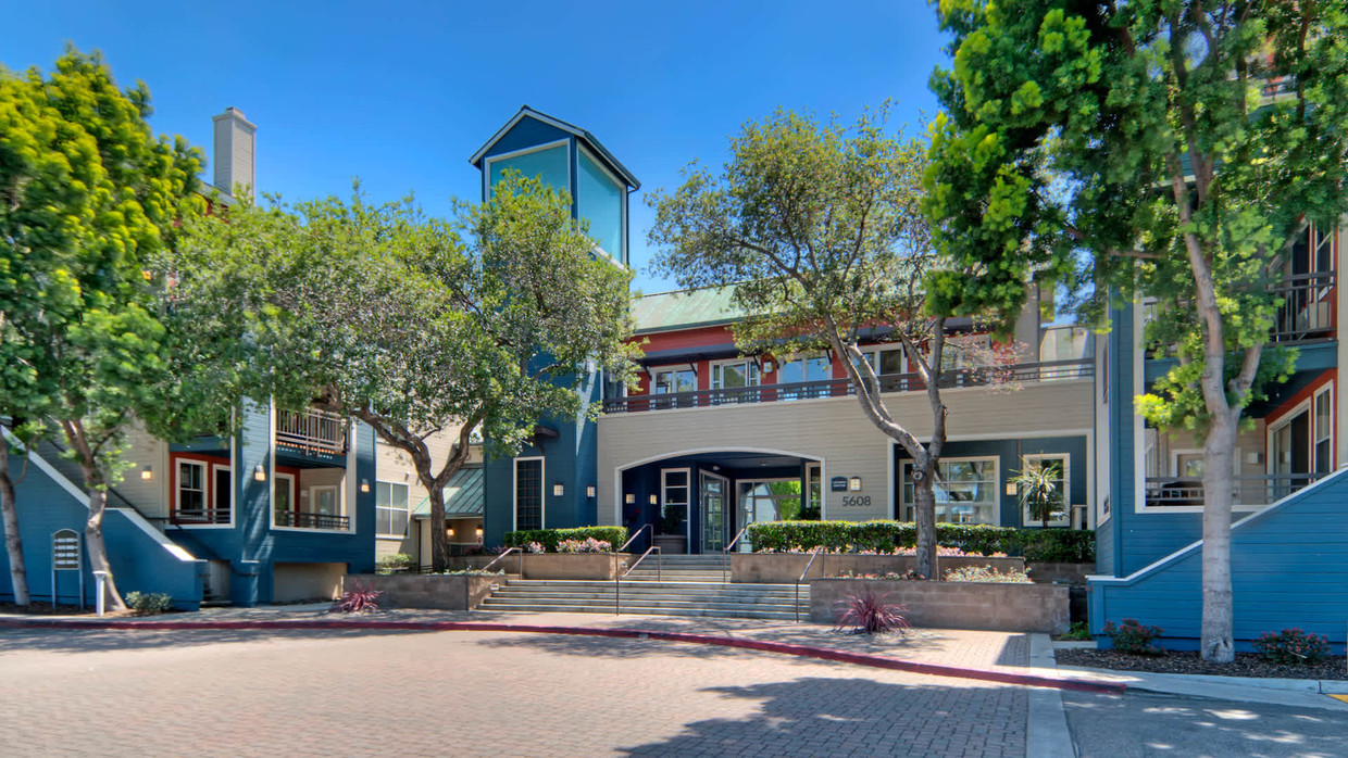 Exterior - City Gate at Cupertino