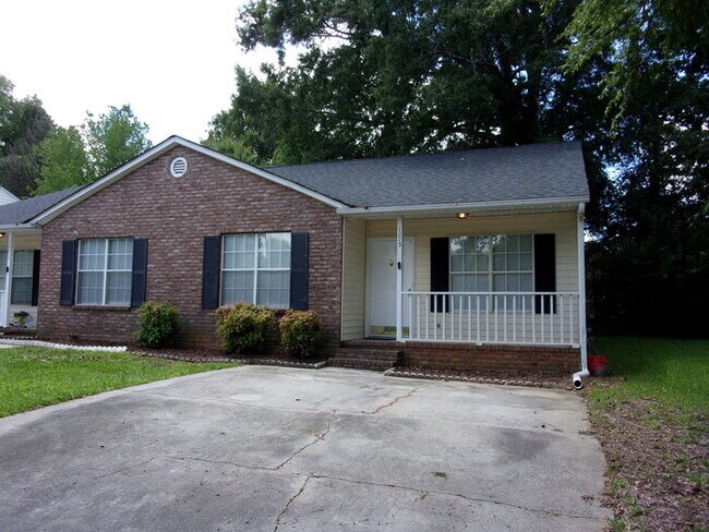 Foto del edificio - 2 Bedroom 2 Bath Duplex near Cherry Park