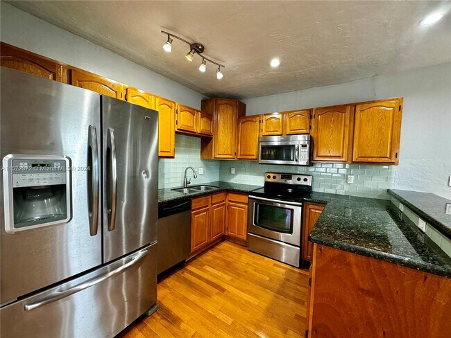 Building Photo - 6400 SW 58th Ave