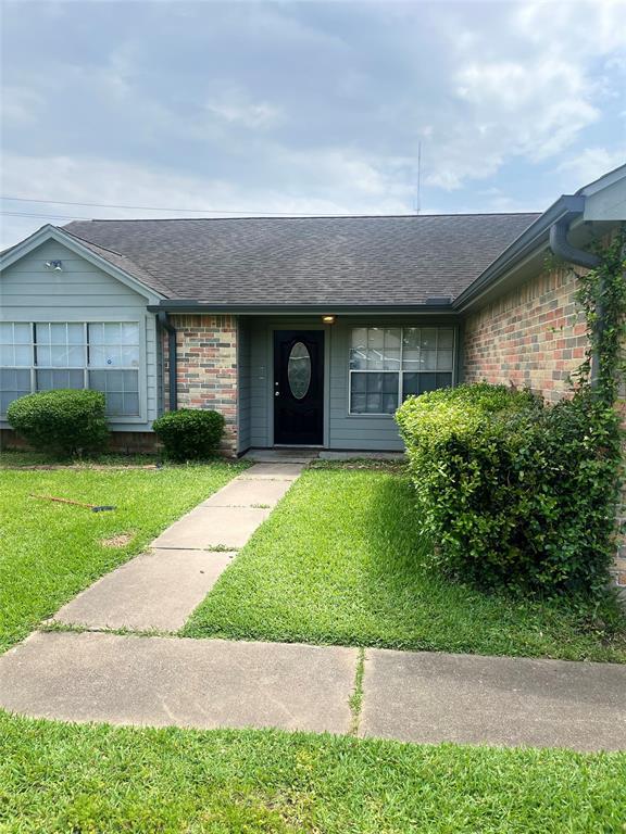 Primary Photo - 2530 Edgedale Dr