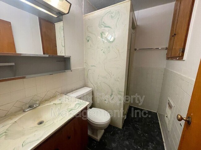 Foto del edificio - 310 SW 42nd Ave