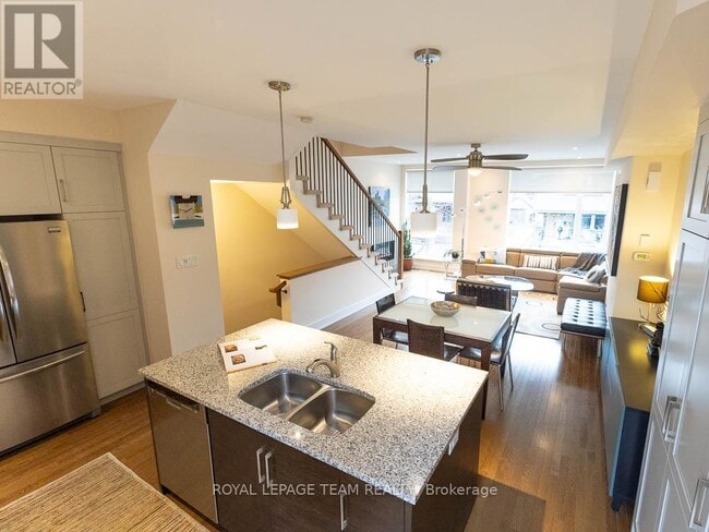 Building Photo - 112 Greenfield Ave