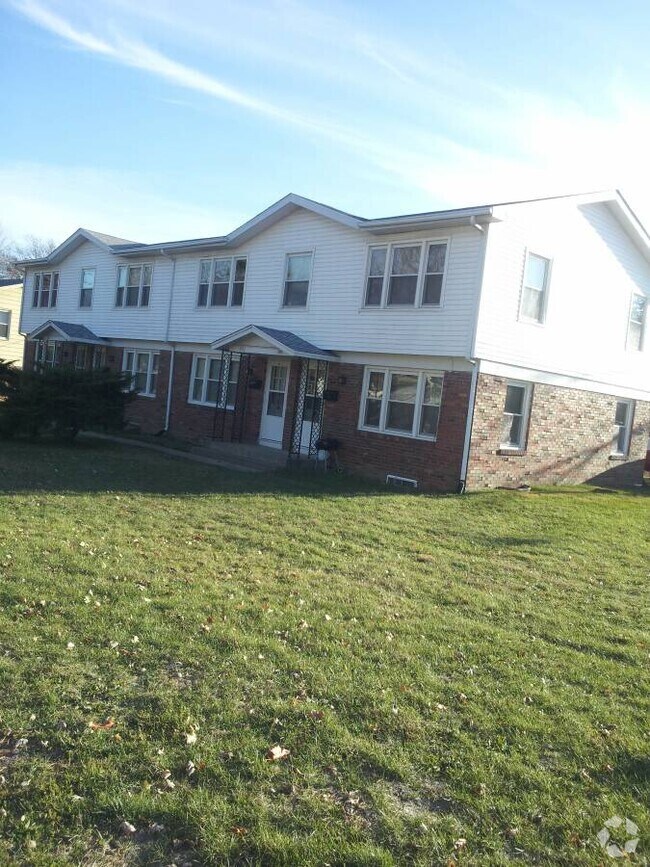 Fosters Summit Hills Apartments for Rent Bettendorf, IA 1 Rentals