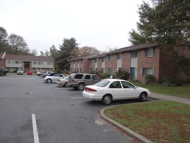 Building Photo - Beech Creek - Short WAIT LIST!