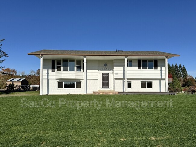 Foto del edificio - 21965 NW Phillips Rd