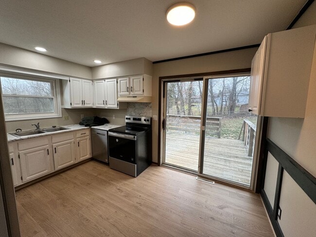 Building Photo - 3 Bed in Wooster