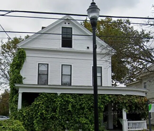 Building Photo - Perry Hill Partners