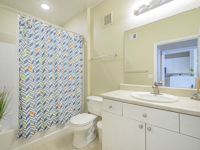 Foto del edificio - 4221 W Spruce St