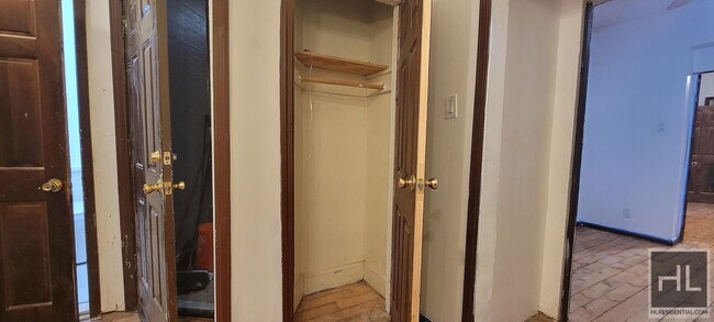 Building Photo - TWO BEDROOMS IN BEDFORD STUYVESANT DECATUR STREET