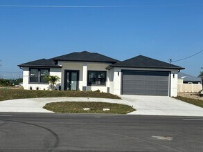 Building Photo - 3000 Nelson Rd N
