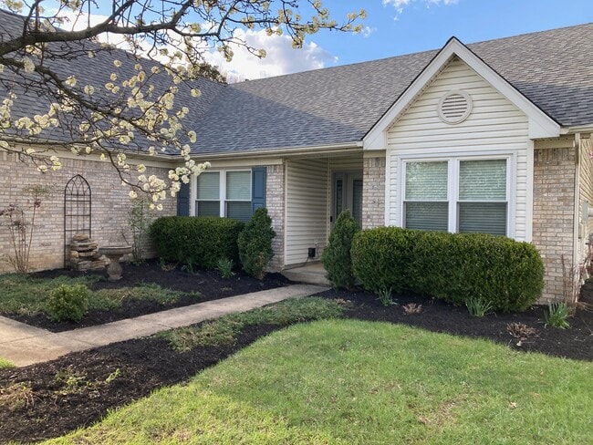 Building Photo - 5711 Waveland Cir