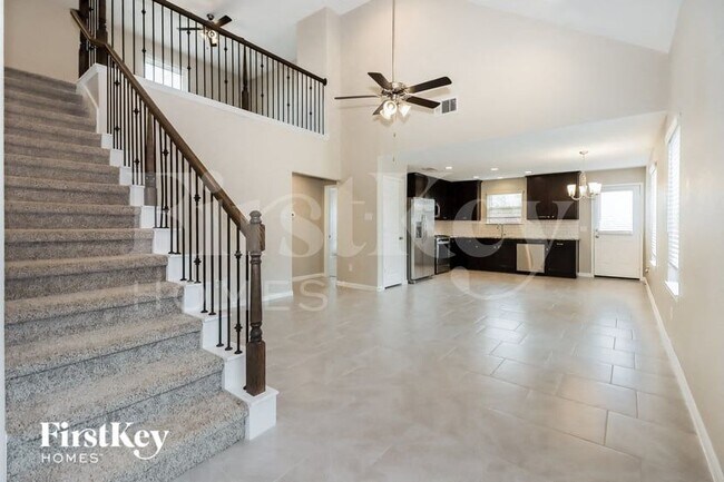 Foto del edificio - 1409 Woods Lake Ct