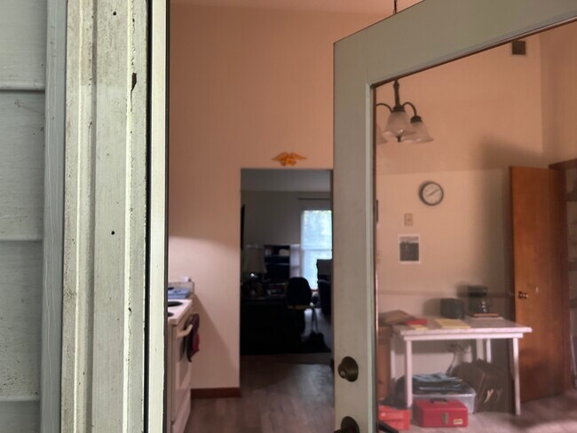 Foto del edificio - 3011 Lone Pine Rd